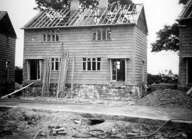 Image by kind permission of The E.R. Manley  Collection,www.leodis.net