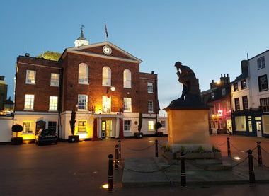 Huntingdon Town Council
