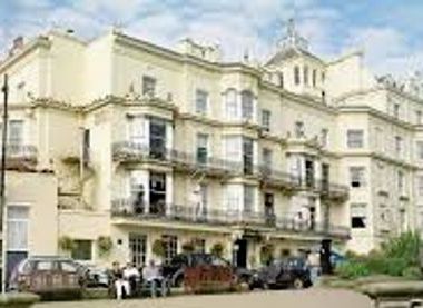 The Roiyal Hotel 