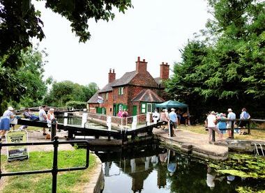 Sandiacre Lock Cottages
