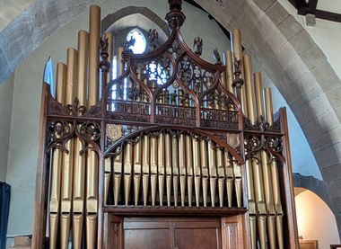 Pipe organ