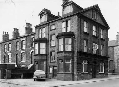 City Arms, Tong Road.