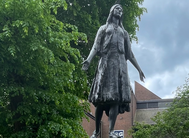 Statue of Princess Pocahontas at St George's Church, Gravesend