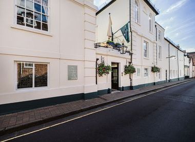 Royal Hotel
