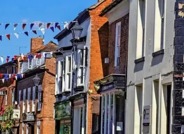 https://www.visitdeanwye.co.uk/locations/newent/