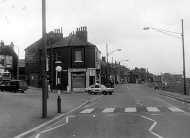 https://www.yorkshireeveningpost.co.uk/heritage-and-retro/retro/17-brilliant-photos-take-you-back-to-burley-in-the-1970s-4491413