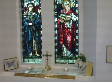 Windows by Henry Dearle in St Thomas the Apostle