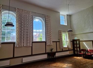 © Alan Olive  Internal view of the Friends Meeting House