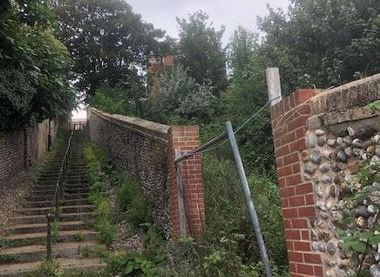 Crown Score and Garden land 