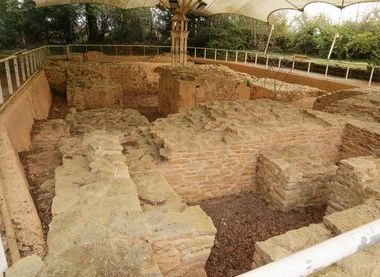 Paul Hartley/ Witney and District Museum