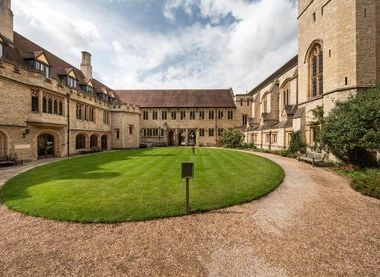 St Cross College 